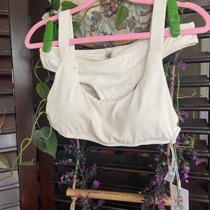 Quint Soul bikini swim/bathing suit scoop neck top w/ring & cinching on bottoms